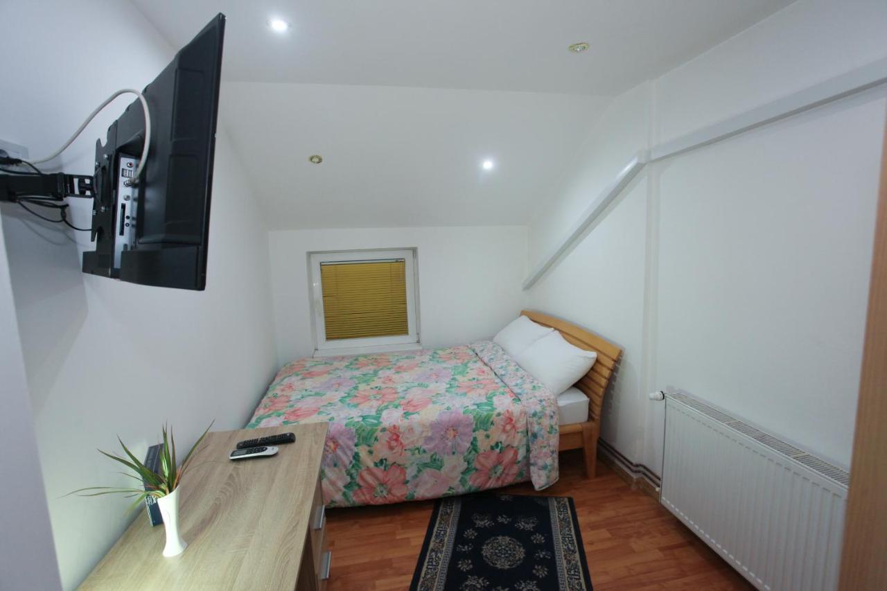 Apartman Carpe Diem 2 Zajecar Bagian luar foto
