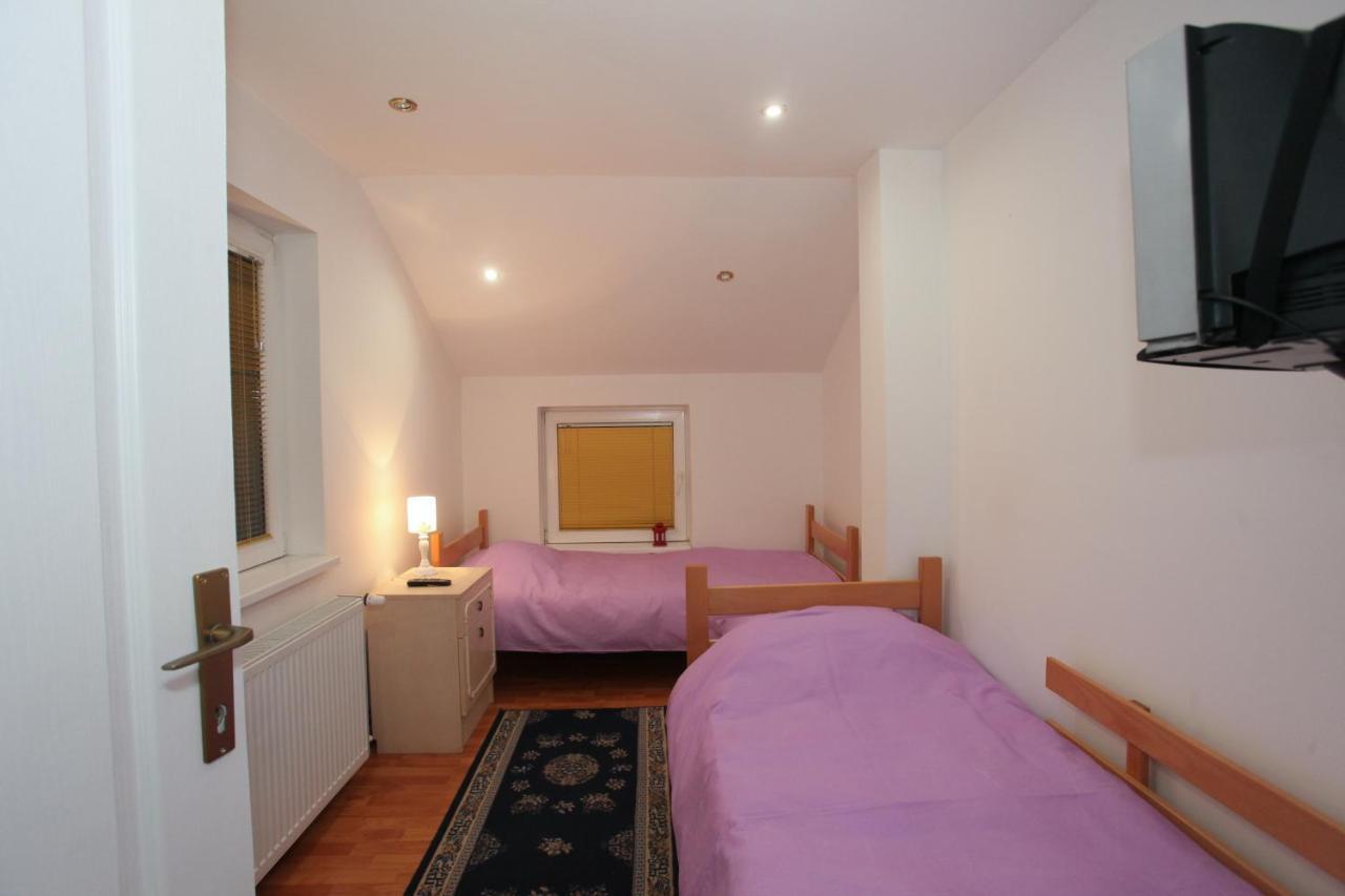Apartman Carpe Diem 2 Zajecar Bagian luar foto