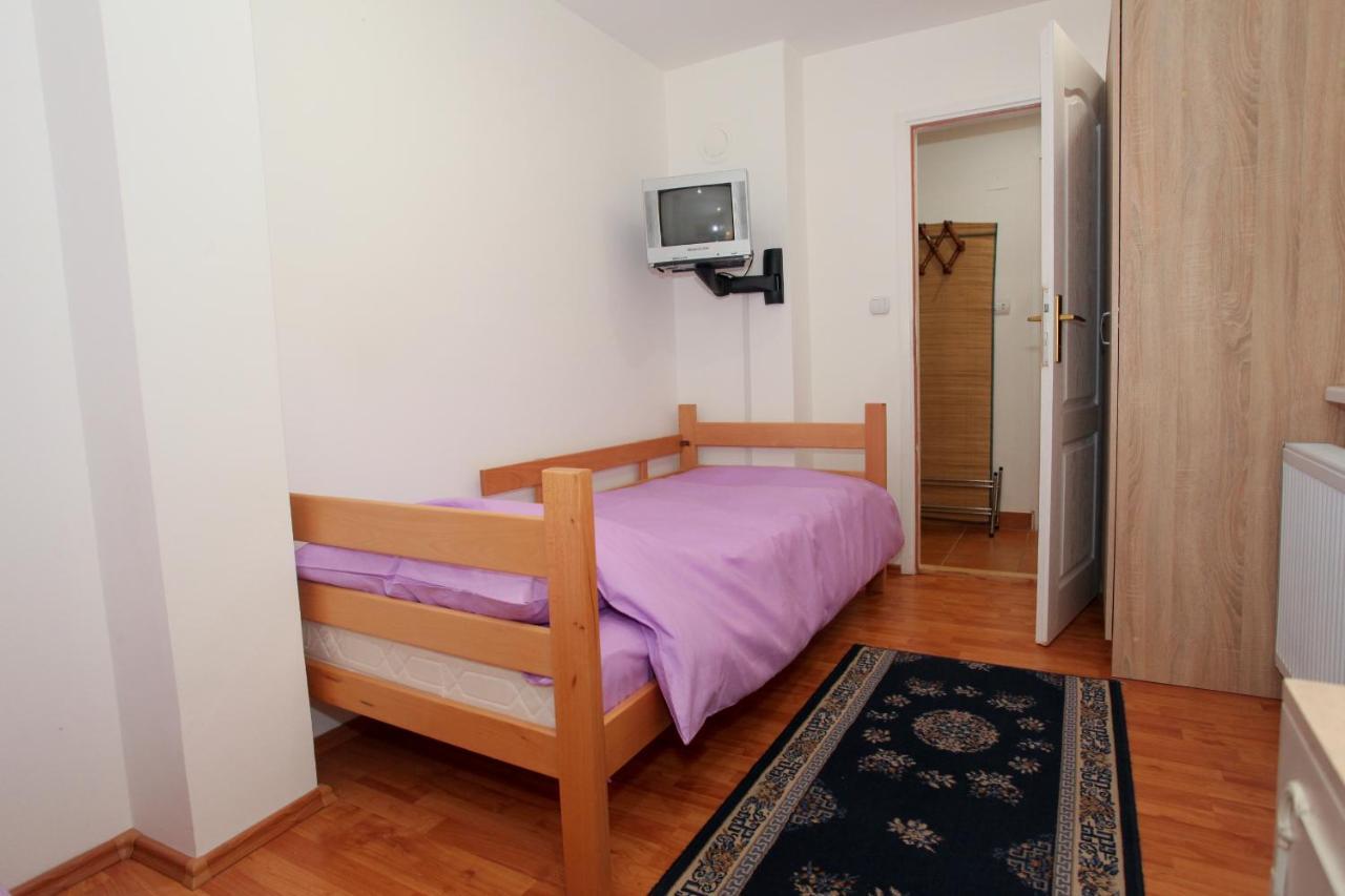 Apartman Carpe Diem 2 Zajecar Bagian luar foto